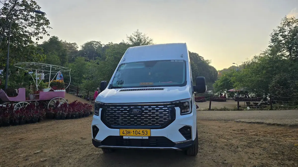 16seater danangcar.com